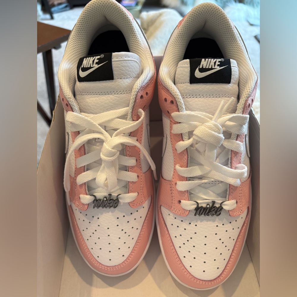 Nike lD Dunk Low By You White/Pink FJ2253-901 Women’s 9 Men’s 7.5 RARE! NEW!